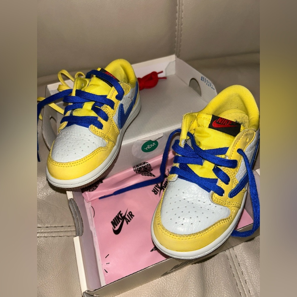 Travis Scott x Air Jordan 1 Retro Low OG